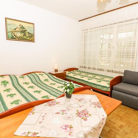 Apartments Magasic With Terrace Baška Екстериор снимка