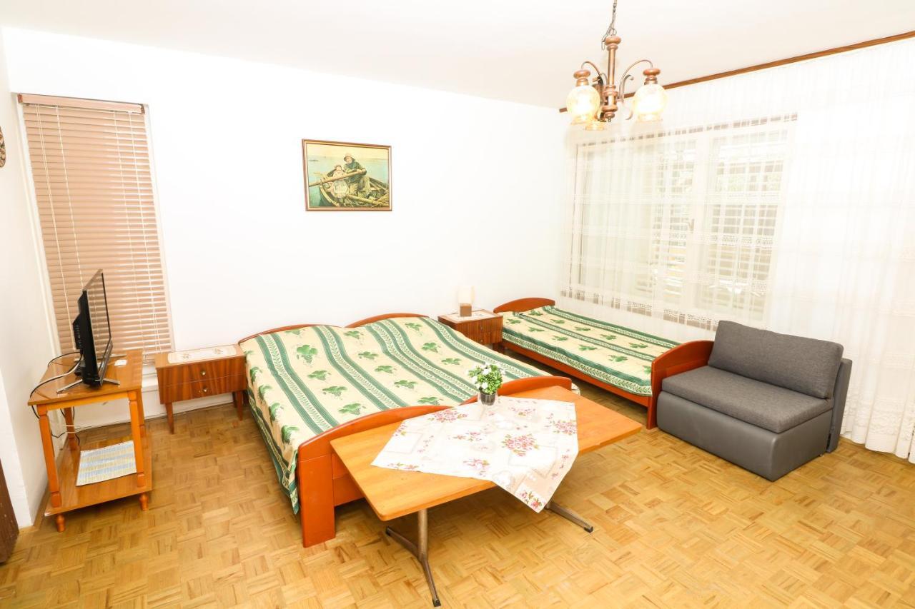 Apartments Magasic With Terrace Baška Екстериор снимка