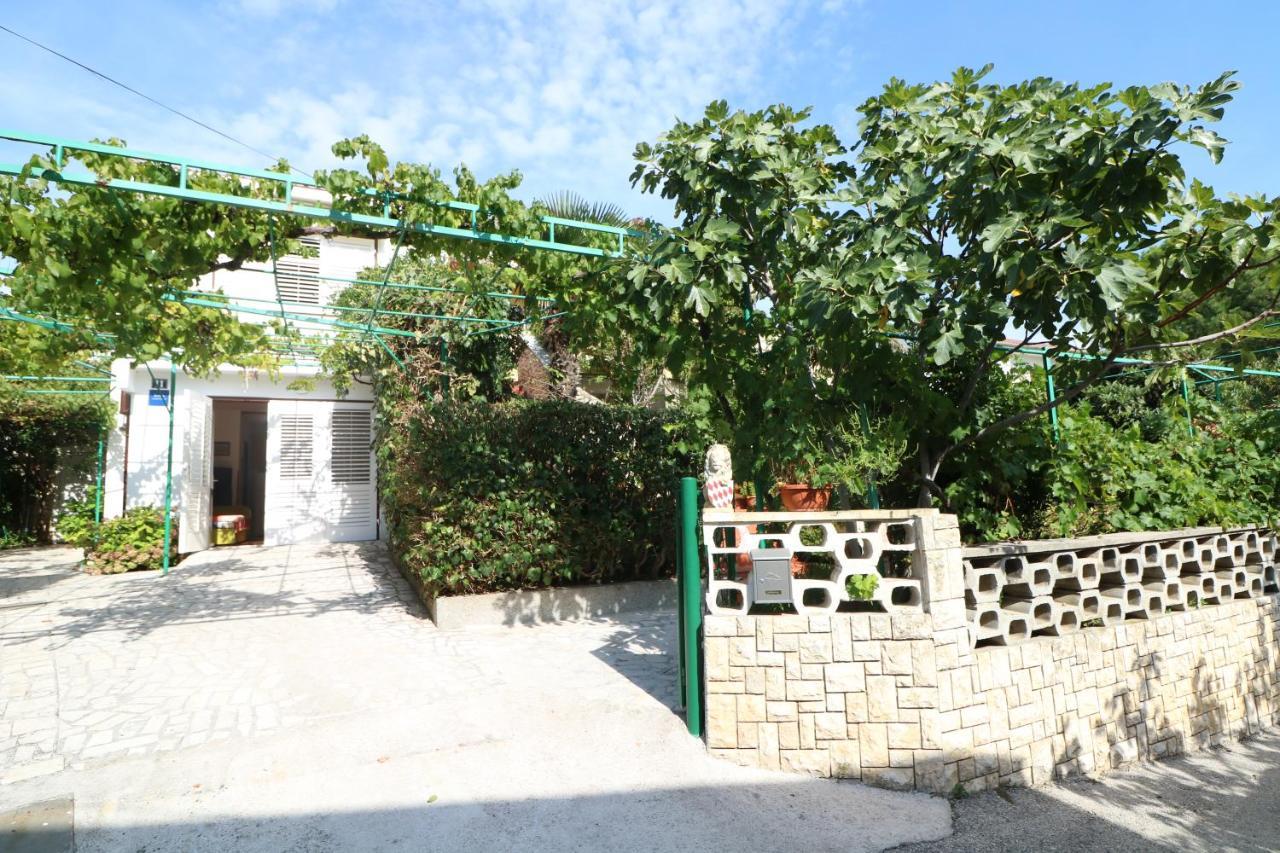 Apartments Magasic With Terrace Baška Екстериор снимка